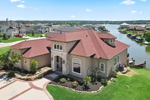 10896 Decatur St, Willis, TX 77318 - Photo 9