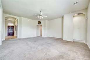 9515 Taylor Ln, Mont Belvieu, TX 77523 - Photo 17