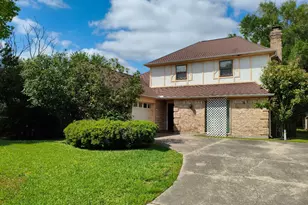 15526 Rio Plaza Dr, Houston, TX 77083 - Photo 1