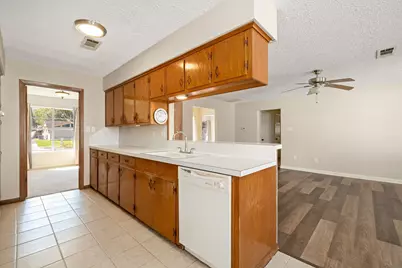 119 Ravenhead Drive, Houston, TX 77034 - Photo 17