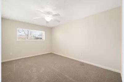 119 Ravenhead Drive, Houston, TX 77034 - Photo 33