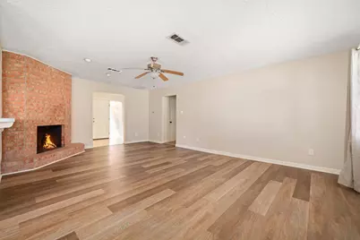 119 Ravenhead Drive, Houston, TX 77034 - Photo 15