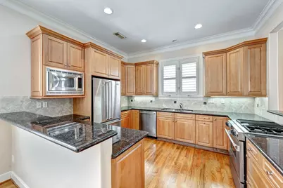 1523 Haddon #B, Houston, TX 77006 - Photo 7