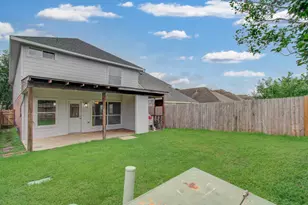13963 Maximos Dr, Houston, TX 77083 - Photo 31