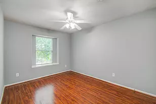 13963 Maximos Dr, Houston, TX 77083 - Photo 19