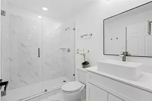 4427 Sanford Rd, Houston, TX 77035 - Photo 19