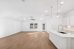 957 Garden Path Dr, Willis, TX 77378 - Photo 21