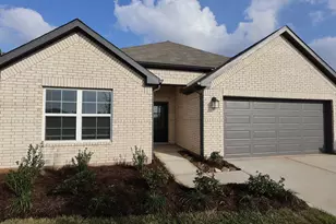 957 Garden Path Dr, Willis, TX 77378 - Photo 9