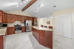 14702 Westway Ln, Houston, TX 77077 - Photo 9