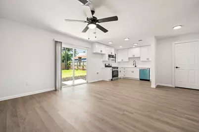 404 Glenmore Drive, Pasadena, TX 77503 - Photo 5