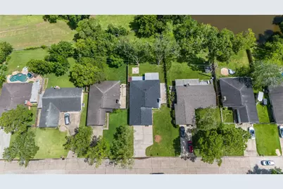 4431 Ravine Drive, Friendswood, TX 77546 - Photo 31