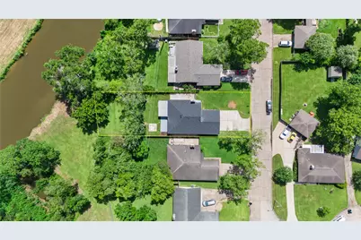 4431 Ravine Drive, Friendswood, TX 77546 - Photo 33