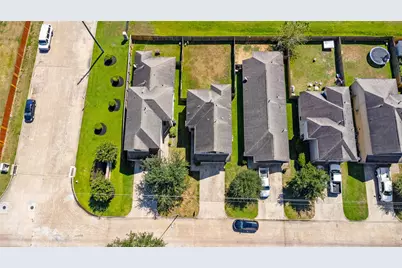 2515 Bammelwood Drive, Houston, TX 77014 - Photo 31