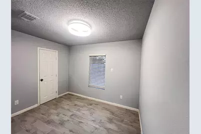 11607 Eaglewood Drive, Houston, TX 77089 - Photo 9