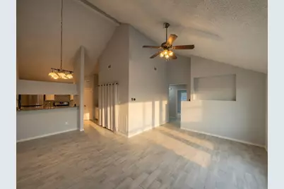 11607 Eaglewood Drive, Houston, TX 77089 - Photo 5