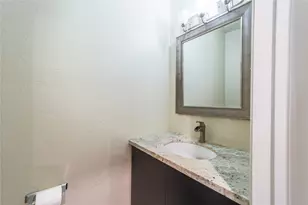 7332 Regency Square Ct, Houston, TX 77036 - Photo 11