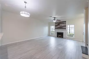 7332 Regency Square Ct, Houston, TX 77036 - Photo 3