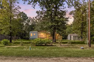 983 Brackenridge, Livingston, TX 77351 - Photo 1