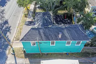 1213 18th St, Galveston, TX 77550 - Photo 35