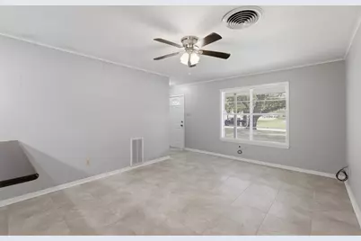 1845 7th Street, Hempstead, TX 77445 - Photo 5