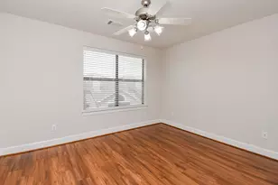 3626 Main Plaza Dr, Houston, TX 77025 - Photo 5