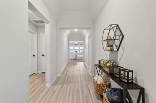 689 Red Elm Ln, Conroe, TX 77304 - Photo 5