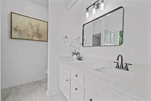 4731 N Cashel Cir, Houston, TX 77069 - Photo 5