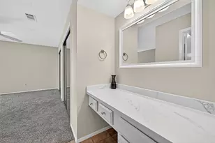 813 Lakeview Dr, Sugar Land, TX 77498 - Photo 37