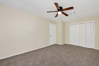 813 Lakeview Drive, Sugar Land, TX 77498 - Photo 25