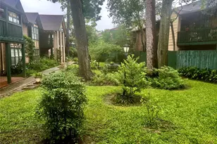 8245 Kingsbrook Rd, Houston, TX 77024 - Photo 25
