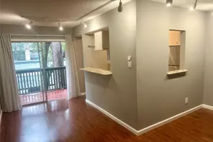 8245 Kingsbrook Rd, Houston, TX 77024 - Photo 3