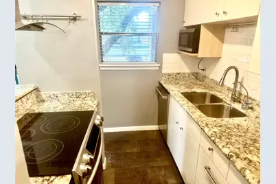 8245 Kingsbrook Road #239, Houston, TX 77024 - Photo 7