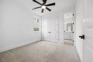 424 Sikes St, Houston, TX 77018 - Photo 11