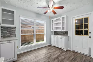 2919 Marlin Ct, League City, TX 77573 - Photo 7