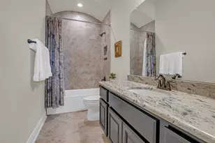 14003 S Evergreen Ridge Ct, Conroe, TX 77384 - Photo 9