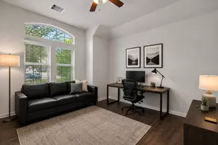 2731 Ahnya Ln, League City, TX 77573 - Photo 3