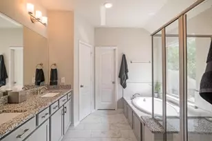 206 Liatris Ct, Conroe, TX 77304 - Photo 15
