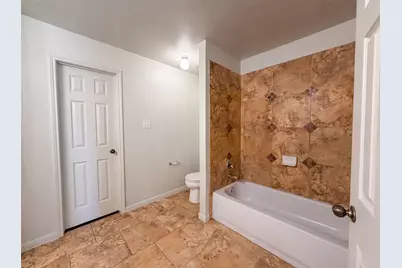 4519 S Ridgewalk Drive, Houston, TX 77053 - Photo 11