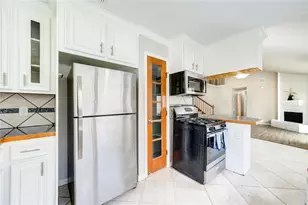 5255 Beaverbrook Dr, Houston, TX 77084 - Photo 7