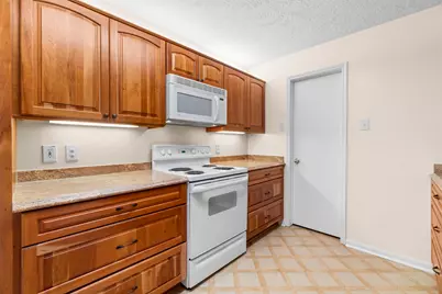 8051 Bay Branch Drive #314, The Woodlands, TX 77382 - Photo 17