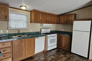 827 Gregs Way, Huffman, TX 77336 - Photo 3