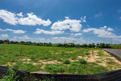 513 Trend View Drive, Weimar, TX 78962 - Photo 3