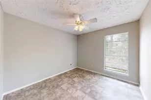 2711 Heritage Colony Dr, Webster, TX 77598 - Photo 13