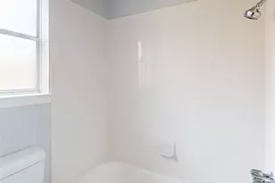 2711 Heritage Colony Dr, Webster, TX 77598 - Photo 19