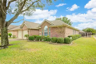11102 Wortham Ct, Houston, TX 77065 - Photo 3
