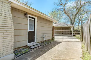 120 Palm Ln, Lake Jackson, TX 77566 - Photo 23