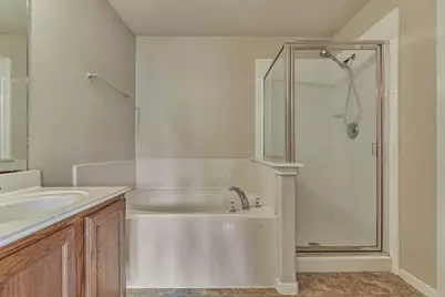 13001 Victoria Regina Drive, Montgomery, TX 77356 - Photo 25