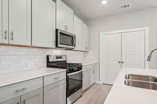 2515 Serrano Plns Trl, Crosby, TX 77532 - Photo 3