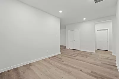 2601 Village Azalea Drive, La Marque, TX 77568 - Photo 11