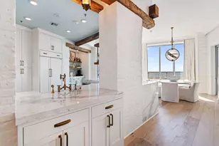 801 E Beach Dr, Galveston, TX 77550 - Photo 35